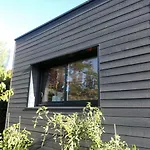 Meuble 1 Piece Entierement Equipe Sans Cloisons Separatives