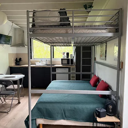 Meublé 1 Pièce Entièrement équipé Sans Cloisons Séparatives Appartement Chavagnes-en-Paillers
